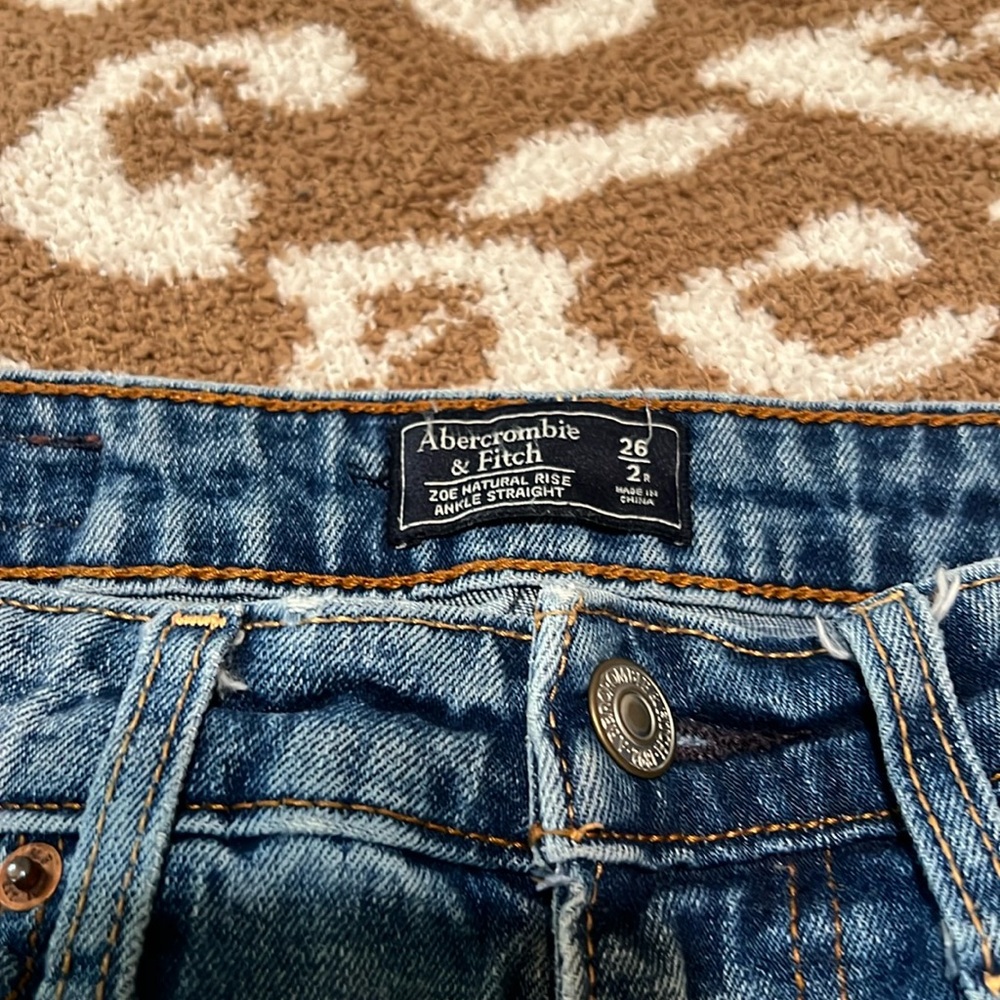 Abercrombie & Fitch size 2, or size 26